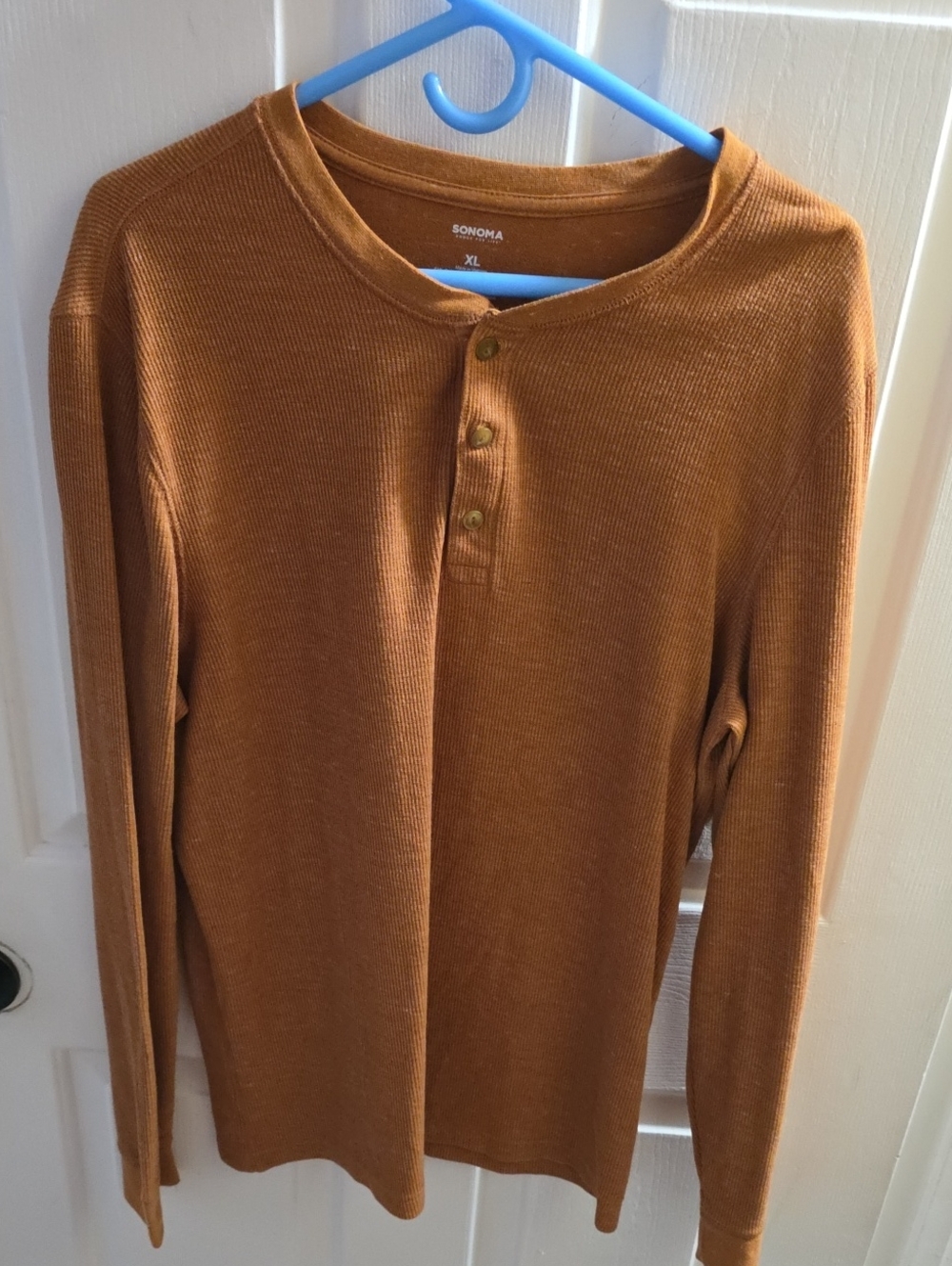 Sonoma Men's Ribbed Henley in Rust Brown